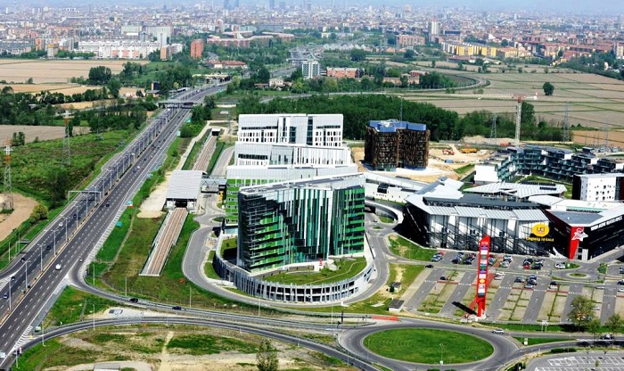 Il Mediolanum Forum è il palazzetto dello sport più grande della città metropolitana di Milano