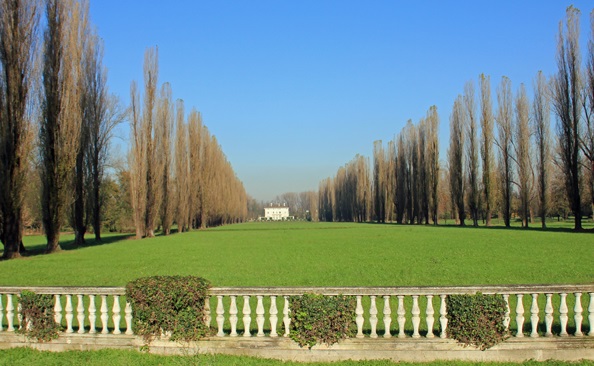 La villa Palladiana è una delle grandiose aree verdi del comune di Pioltello